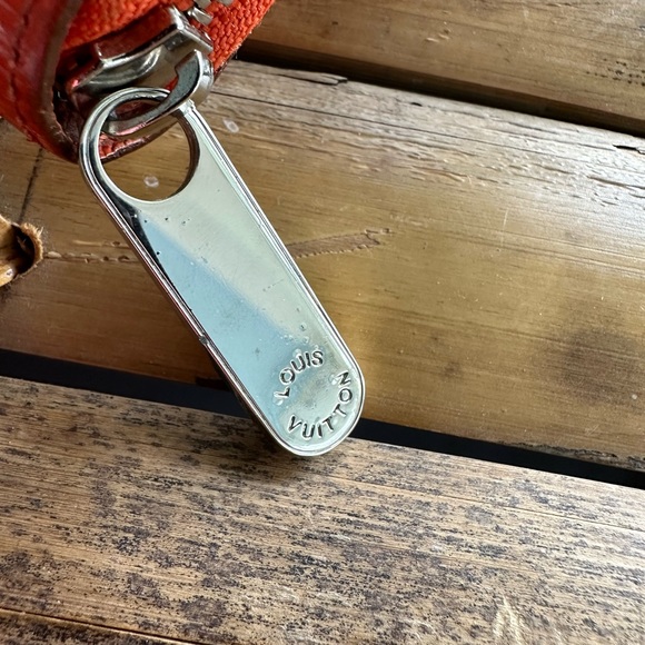 ❤️Louis Vuitton Orange Epi leather Zippy Wallet - Picture 4 of 11